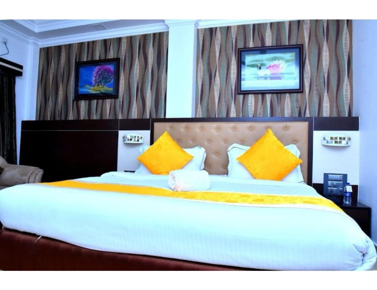 The Grand Krishna Luxury Hotel, Chikmagalūr Eksteriør billede