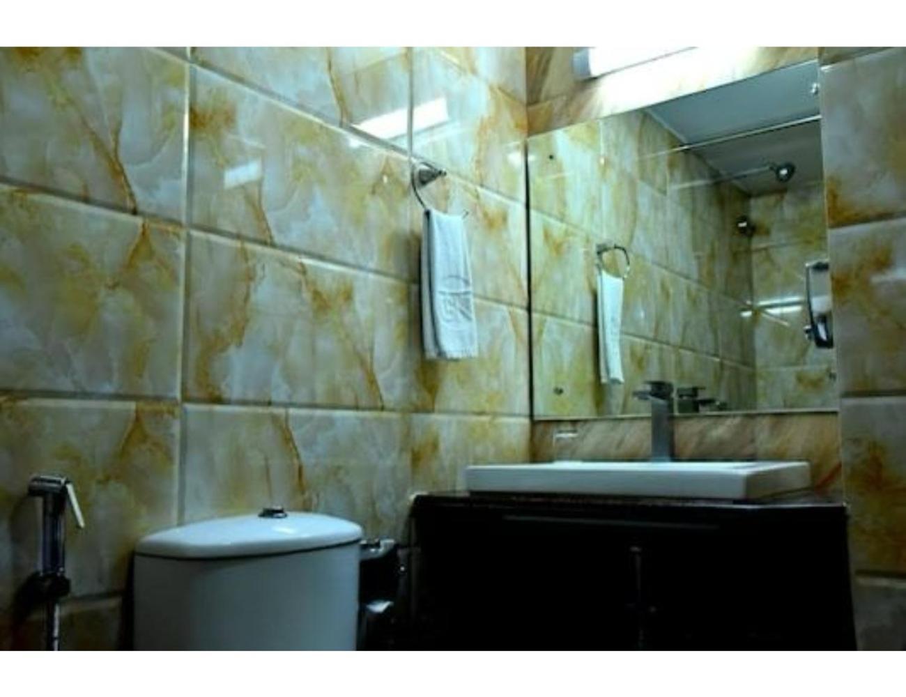 The Grand Krishna Luxury Hotel, Chikmagalūr Eksteriør billede