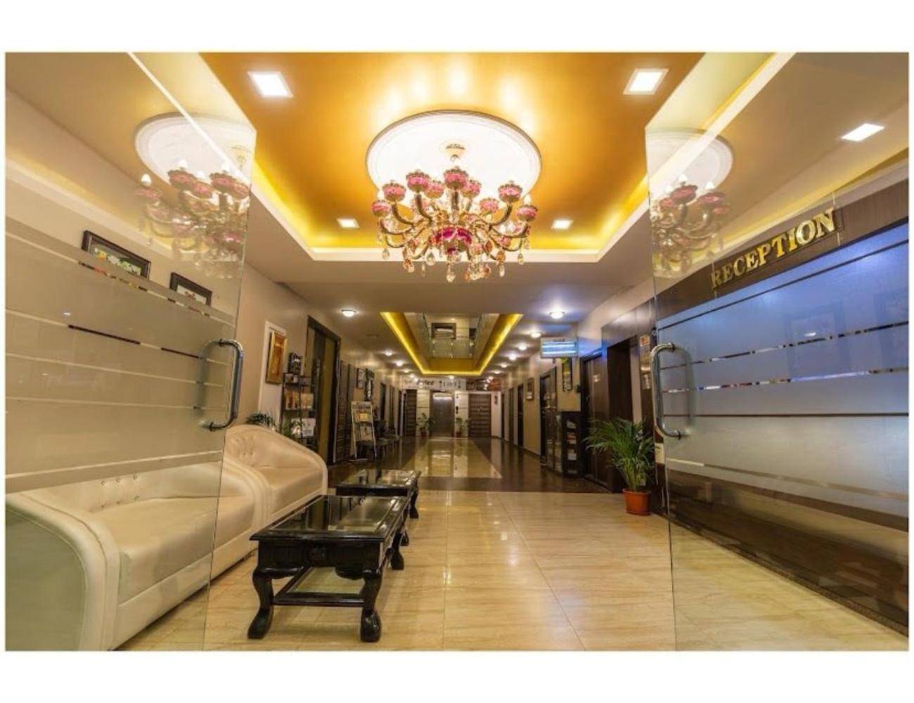 The Grand Krishna Luxury Hotel, Chikmagalūr Eksteriør billede