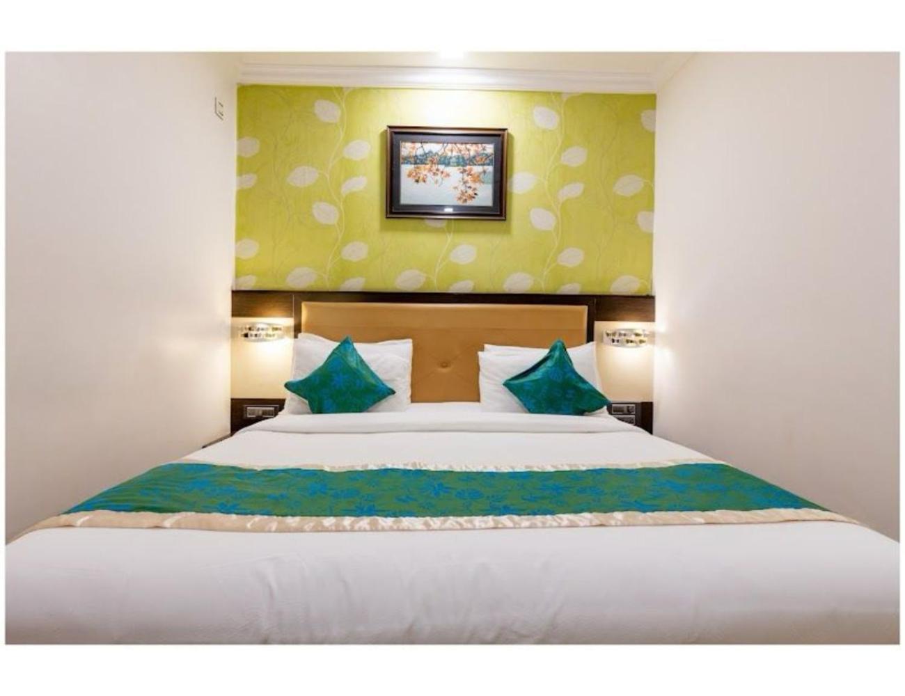 The Grand Krishna Luxury Hotel, Chikmagalūr Eksteriør billede